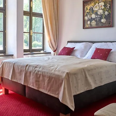 Otel Lovcu Kralovych
